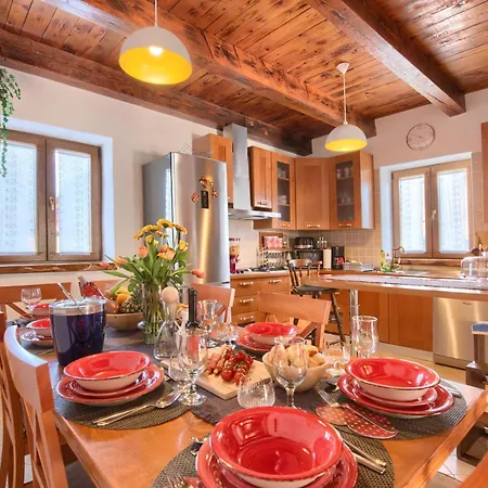 San Andrea - Ideal For Families, 8 Adults, 2 Children Up To 5 Years, 1 Children Up To 1 Years