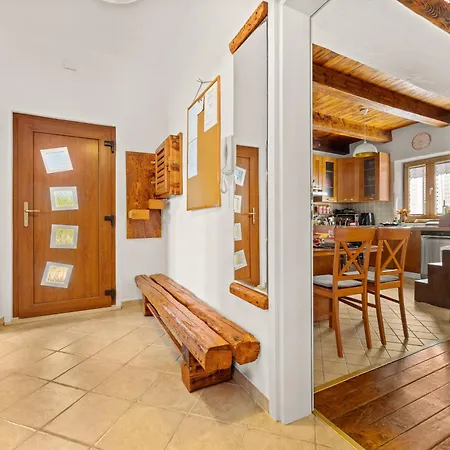 San Andrea - Ideal For Families, 8 Adults, 2 Children Up To 5 Years, 1 Children Up To 1 Years Svetvincenat