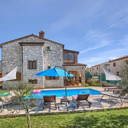 San Andrea - Ideal For Families, 8 Adults, 2 Children Up To 5 Years, 1 Children Up To 1 Years Svetvincenat