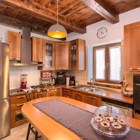 San Andrea - Ideal For Families, 8 Adults, 2 Children Up To 5 Years, 1 Children Up To 1 Years Villa *