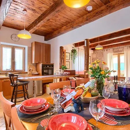 San Andrea - Ideal For Families, 8 Adults, 2 Children Up To 5 Years, 1 Children Up To 1 Years Villa
