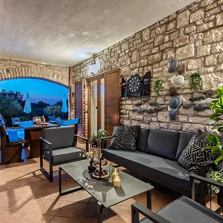 San Andrea - Ideal For Families, 8 Adults, 2 Children Up To 5 Years, 1 Children Up To 1 Years *