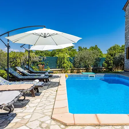 San Andrea - Ideal For Families, 8 Adults, 2 Children Up To 5 Years, 1 Children Up To 1 Years Villa Svetvincenat