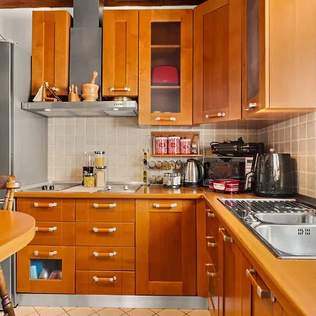 San Andrea - Ideal For Families, 8 Adults, 2 Children Up To 5 Years, 1 Children Up To 1 Years *