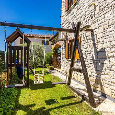San Andrea - Ideal For Families, 8 Adults, 2 Children Up To 5 Years, 1 Children Up To 1 Years * Svetvinčenat