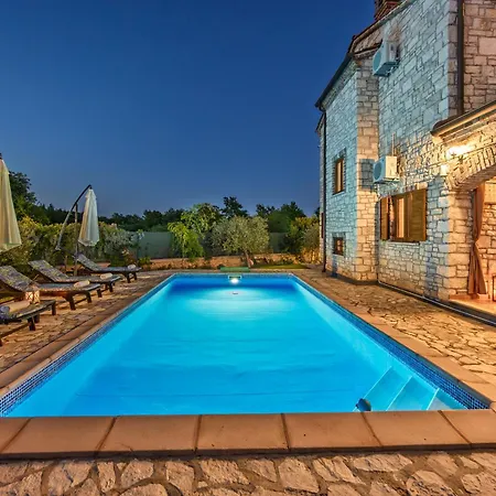 San Andrea - Ideal For Families, 8 Adults, 2 Children Up To 5 Years, 1 Children Up To 1 Years Svetvinčenat